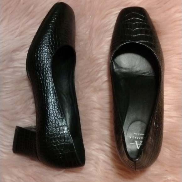 NEW AQUATALIA WATERPROOF PUMPS IN BLACK SIZE 9 - Picture 3 of 8